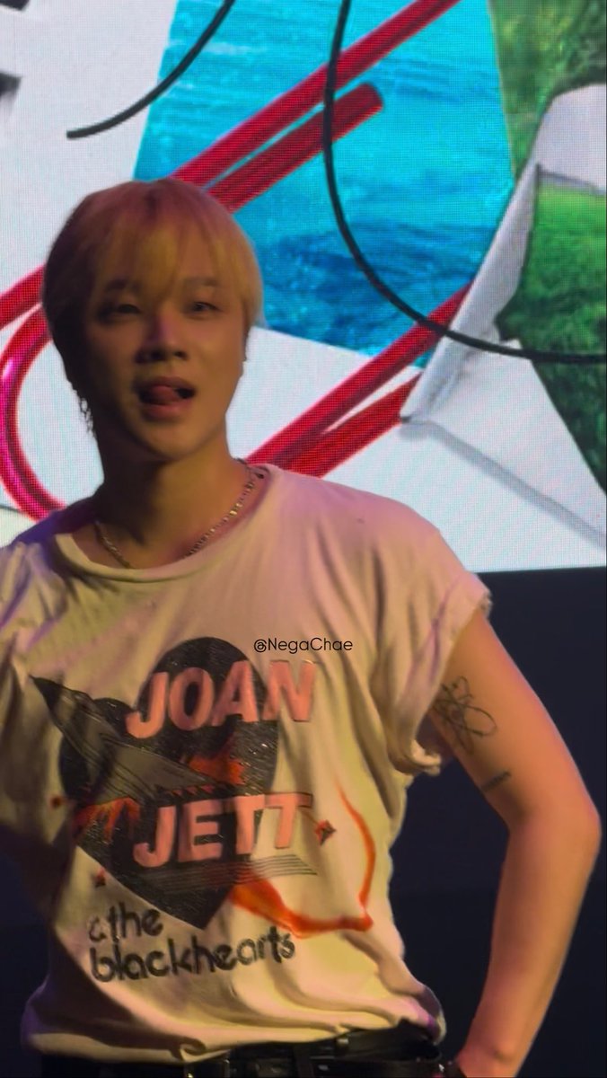 NegaChae's tweet photo. Finally saw you this close! Aaaaaacccck! 😭🫶
Cuteness and sexiness overload! 
@iKON_gnani_____ 

#JAY_207_ASIATOUR
#JAYinMANILA
#JINHWAN #김진환
#iKON #아이콘_감사합니다 https://t.co/ETxjCCAzs6