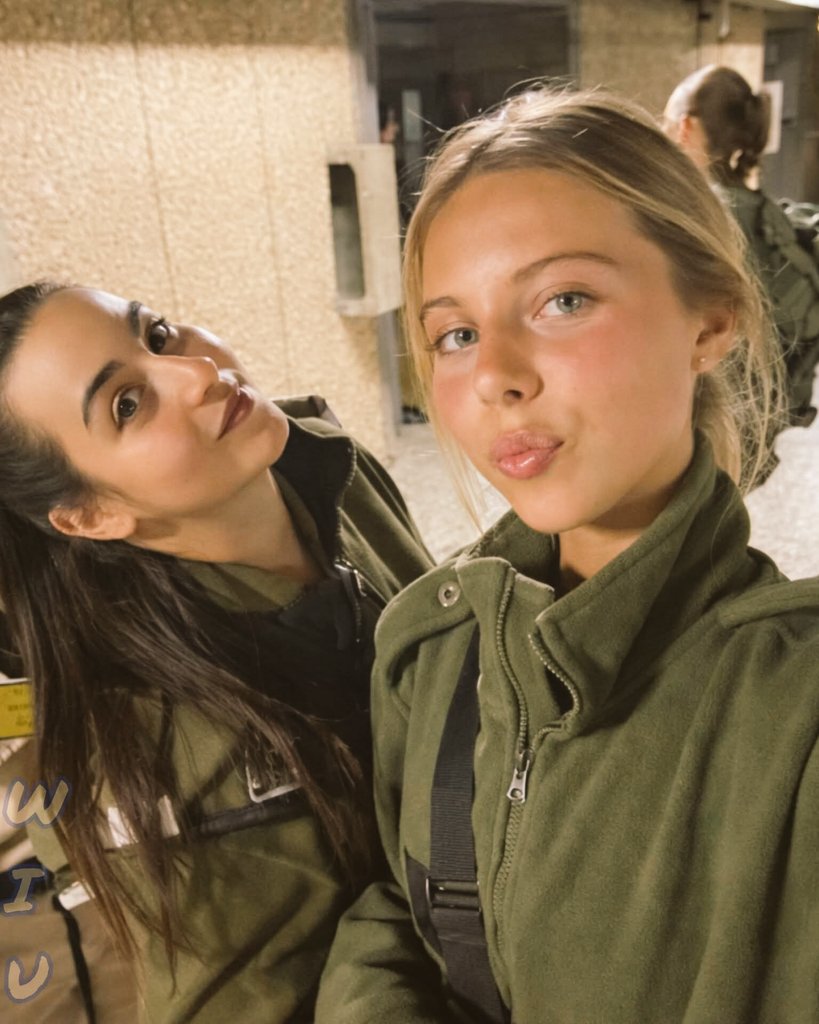 Simple test 🚨

Show your support to Israeli young girls by retweeting and liking.