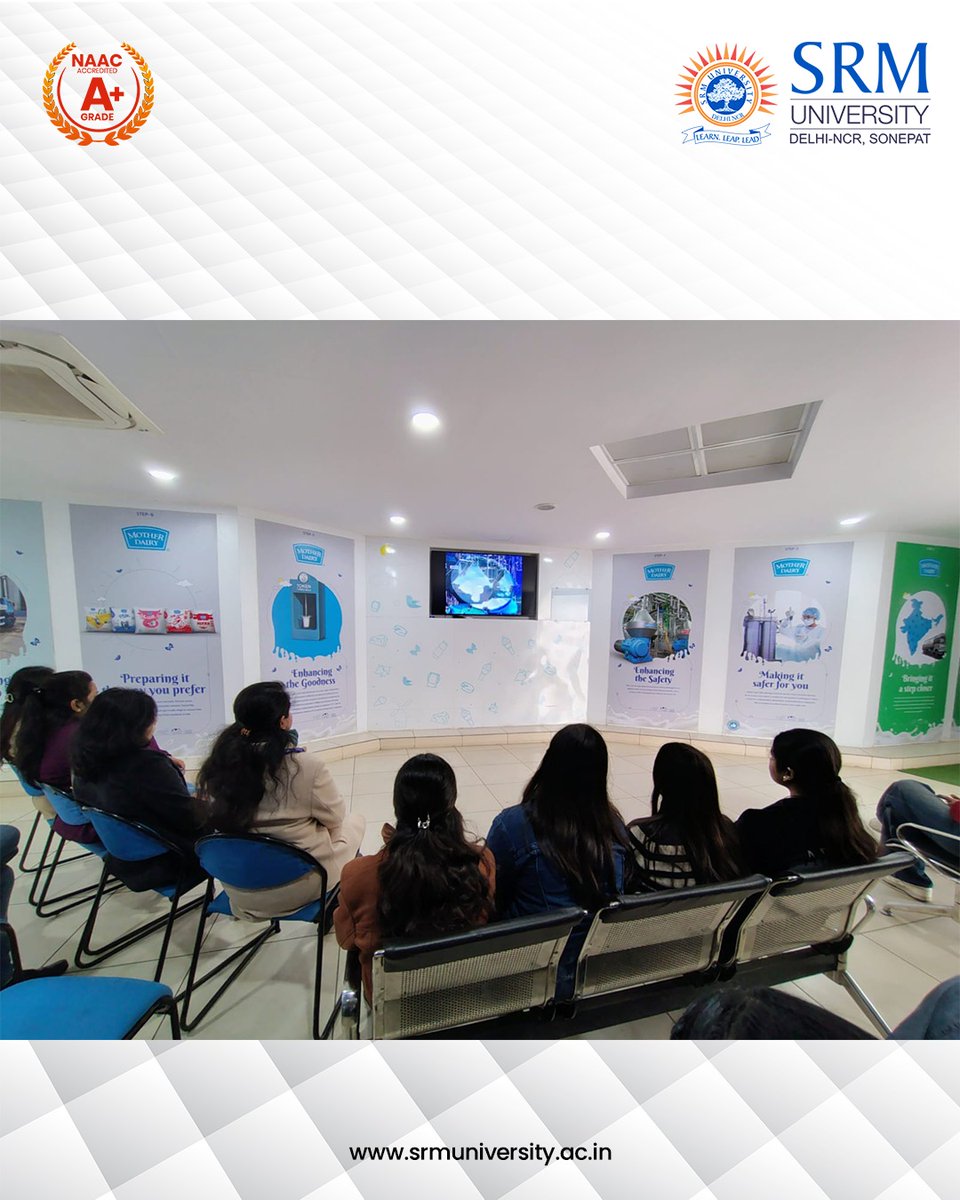 SRMH_University's tweet image. SRM University Delhi-NCR, Sonepat blends classroom learning with real-world exposure.
Food Technology students gained hands-on insights into food processing &amp;amp; quality standards during an industry visit to the Mother Dairy Plant.

#SRM #IndustryVisit #MotherDairy #FoodTechnology