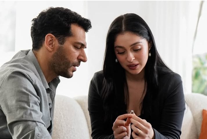 FandomLd's tweet image. cumartesi günleri güller ve günahlar günü, tüm hafta boyunca heyecanla bekliyoruz, bu yüzden bugün en sevdiğimiz diziyi izleyip destekleyeceğiz
#GüllerveGünahlar  #MuratYıldırım