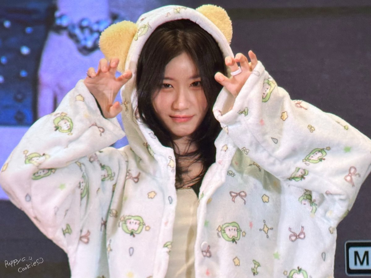 Cookieeee tweet media