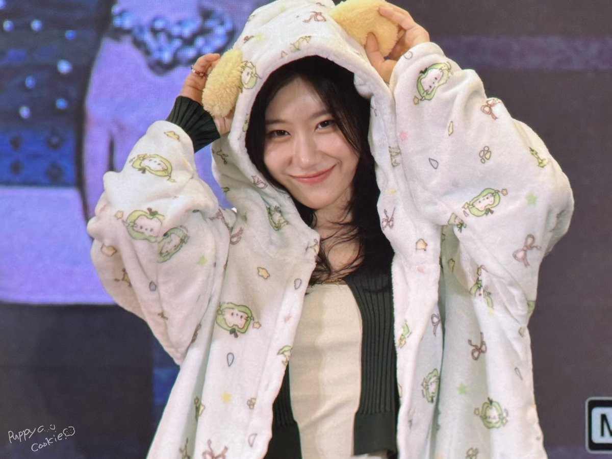 Cookieeee tweet media