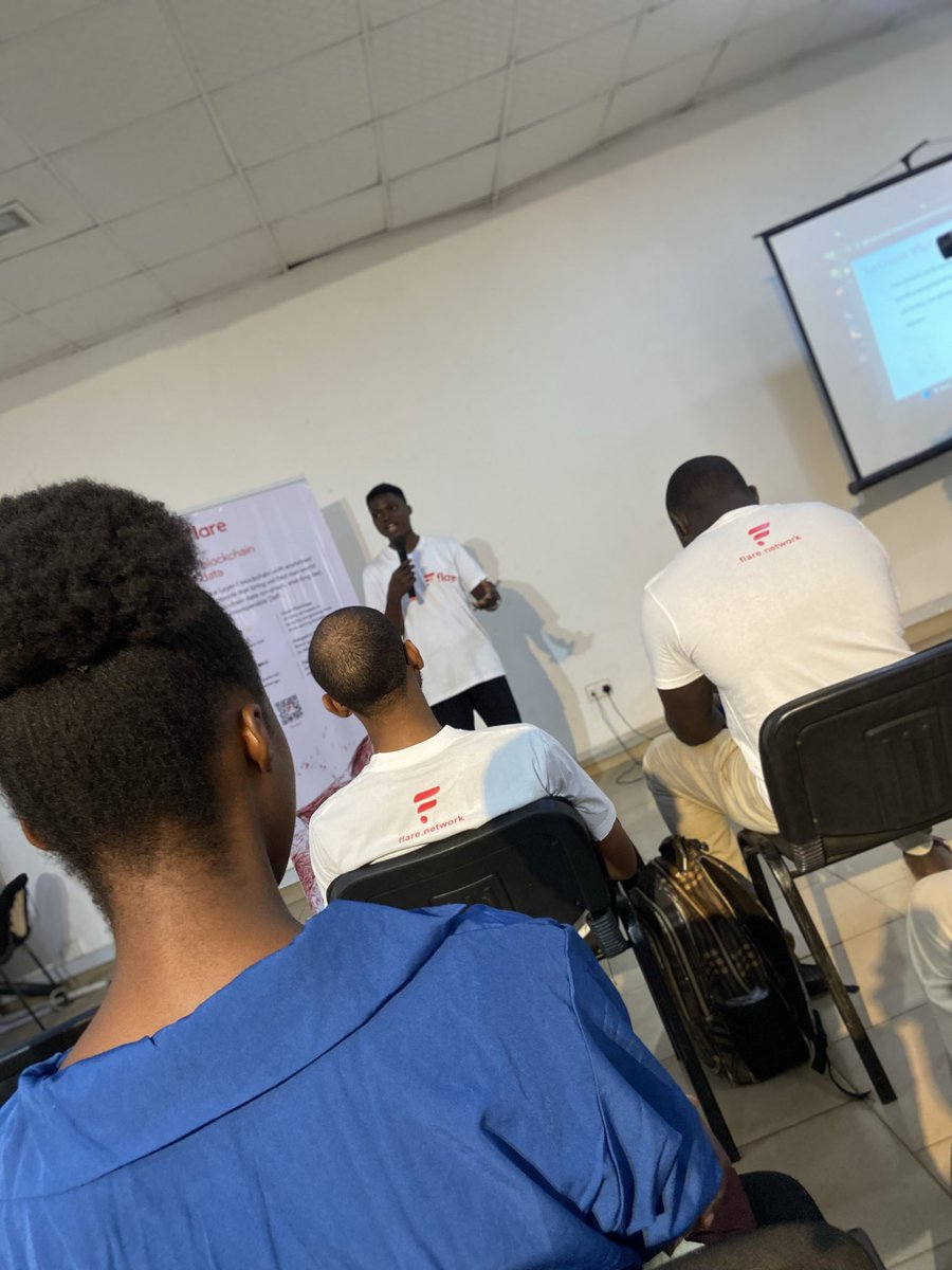 Famebase1's tweet photo. Had an incredible time today at @FlareAfrica_ webinar! 🚀
Deep-dived into how Flare is revolutionizing the industry as the #BlockchainForData.
If you aren’t building or exploring on @FlareNetwork yet, you’re missing out!. Time to stack those $FLR and get involved! ☀️@The_KeeNG01 https://t.co/FrYf71z8jr