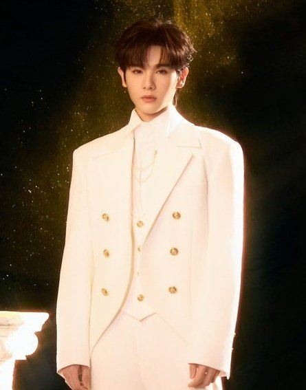 lim_gdl's tweet image. จะชุดดำ หรือ ชุดขาว พี่น้องนายก็หล่อเท่โดนจัย
NNINE RAYLI 30THANNIVERSARY
#GQCx瑞丽30周年