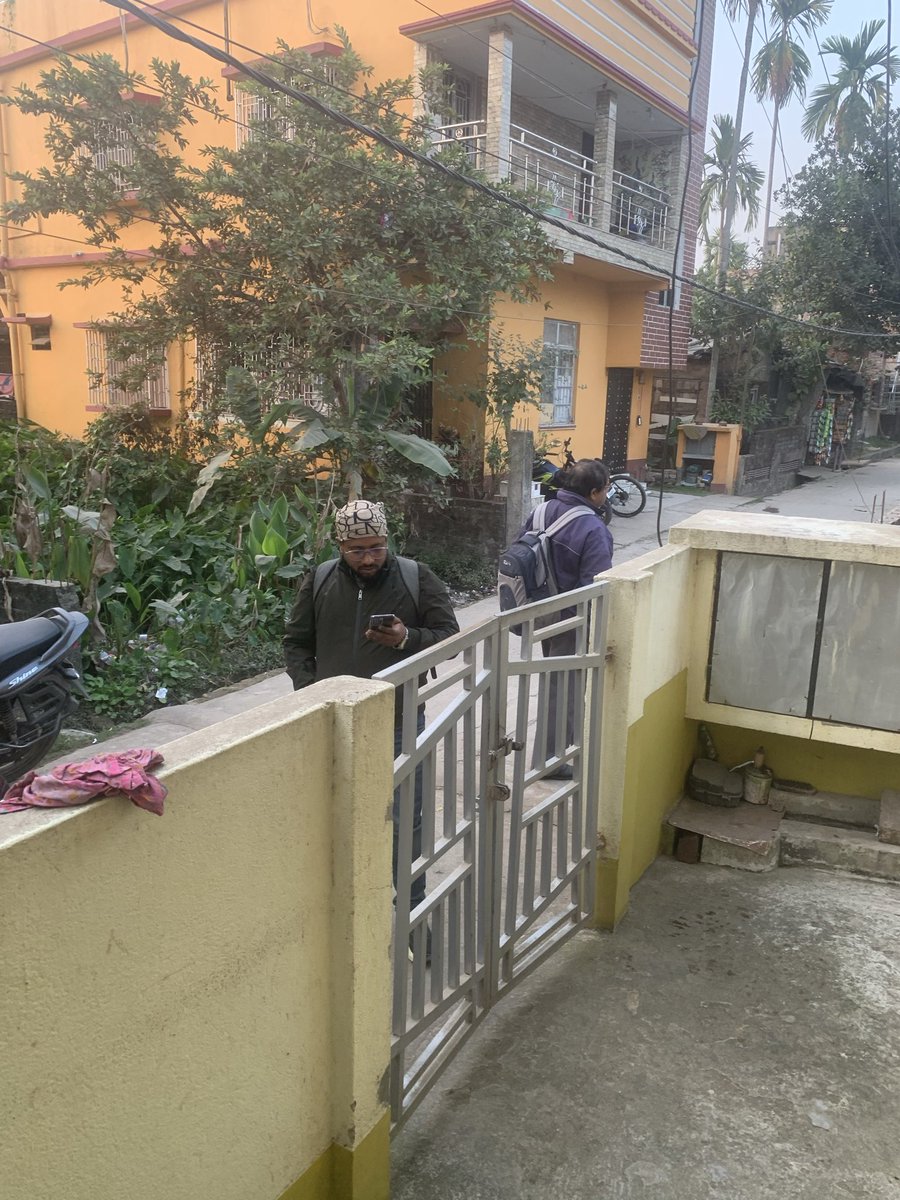 SurajitPau5xir's tweet photo. @Bajaj_Finserv @RBI @PMOIndia @nsitharaman sir mera ghar pe Bajaj Bina information ake asparos me cillaya Ramesh ch Mondal 9339102050 https://t.co/22mEdT0i6D