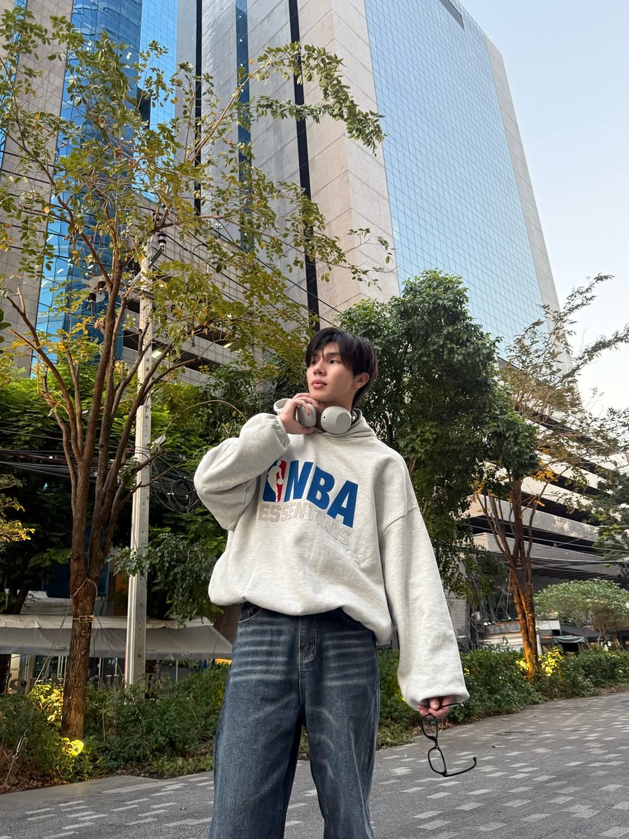 longshilee's tweet image. 𝐈𝐆:_𝐋𝐨𝐧𝐠𝐥𝐞𝐞𝟕📷𝐔𝐩𝐝𝐚𝐭𝐞
24-01-2026
My New item🤍

วาร์ปเสื้อ @sasom_official หายากแค่ไหนที่นี้มีทุกอย่าง👈🏻
 สั่งก็ง่ายตรงปกอีก! ไอเลิฟ🫶🏻

#SASOM #SASOMFriends #essentials
#longlee #longshilee #หล่งลี