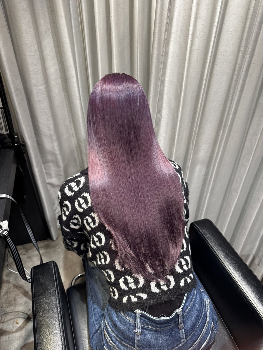 fromsky13's tweet photo. くも☪️
⁡
久しぶりに来たらぷりん
えげつないことになってたけど
綺麗なパープルになりやした☪️
明日誕生日だから先出しでおめでとー㊗️
誕生日ライブ最高に楽しんで👍

予約はこちら⬇️
https://t.co/DB1cU2G2pK https://t.co/4rHW1mxemm