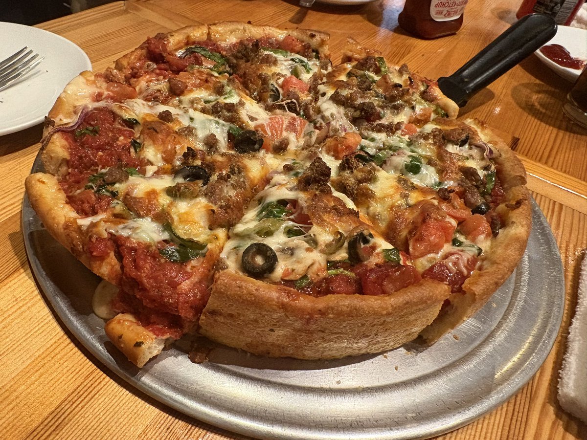 amaou666's tweet photo. 🍕 https://t.co/ZmlZdne40i