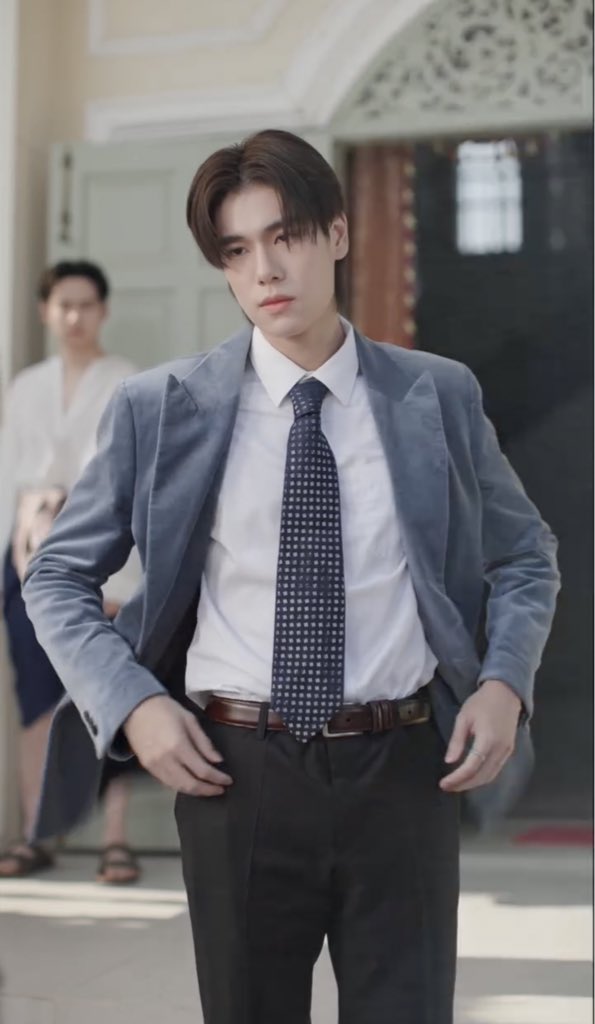 PhuwinOfficial's tweet image. ٠࣪⭑ THEE AND THEE : ตั้งสติหน่อยคุณธีร์ (SHORT DRAMA)

รู้รึยังใครคือคุณชายแห่งวัง Gold Sand

❥@phuwintang🍯
#phuwintang
#TheeAndTheeSeries
#ตั้งสติหน่อยคุณธีร์