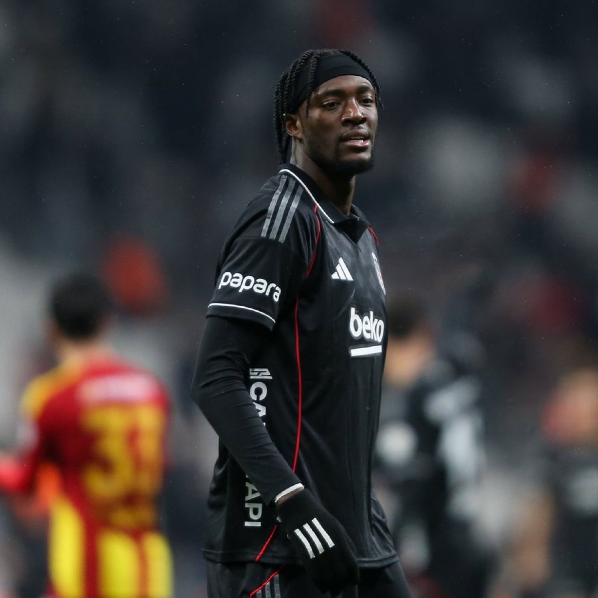 سكاي سبورت: تامي أبراهام إلى أستون فيلا وتصل قيمة الصفقة 21 مليون يورو شاملة الحوافز الإضافات. 