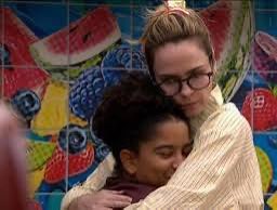 Dudu's tweet image. O Brasil é um país tão racista e preconceituoso, que uma mulher rica e branca que tem consciência de classe causa mais desconfiança do que admiração. #bbb