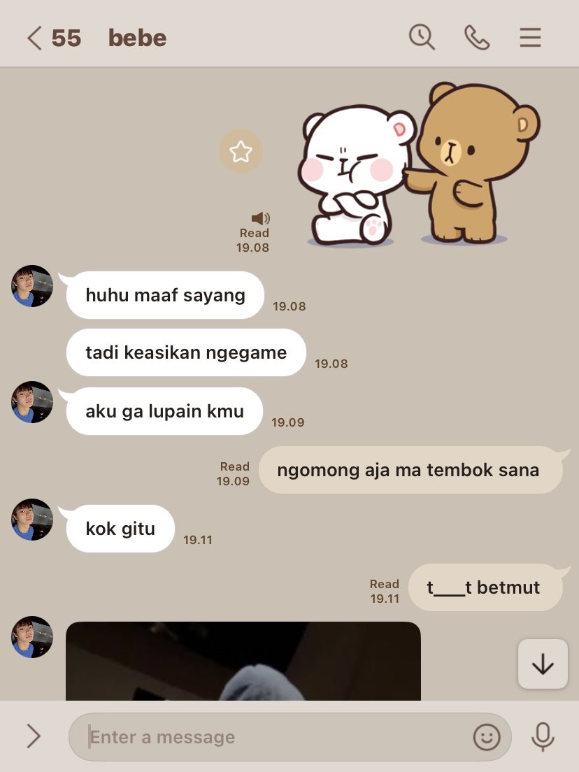 satukeosong's tweet photo. when I’m giving him attitude but he’s handling it perfectly,
ohyul one twt au. https://t.co/iyvayjDDpY