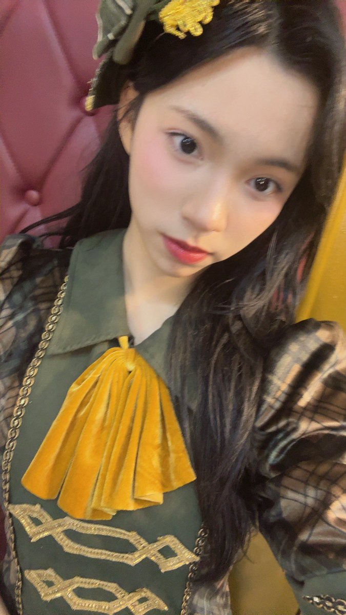 Aralie_JKT48's tweet image. MALAM OLLL, terima kasih untuk theater hari iniii!!! YAY HAPPY BIRTHDAY LEVIIIIII 🫶🏻 yeaa lepi lepi lepiii, SENENG BANGET BISA KETEMU KALIAN HARI INII! semoga bisa bertemu di lain kesempatan ya! hati-hati di jalan pulang, jangan lupa makan malam okayy! selamat beristirahat 🤍😌