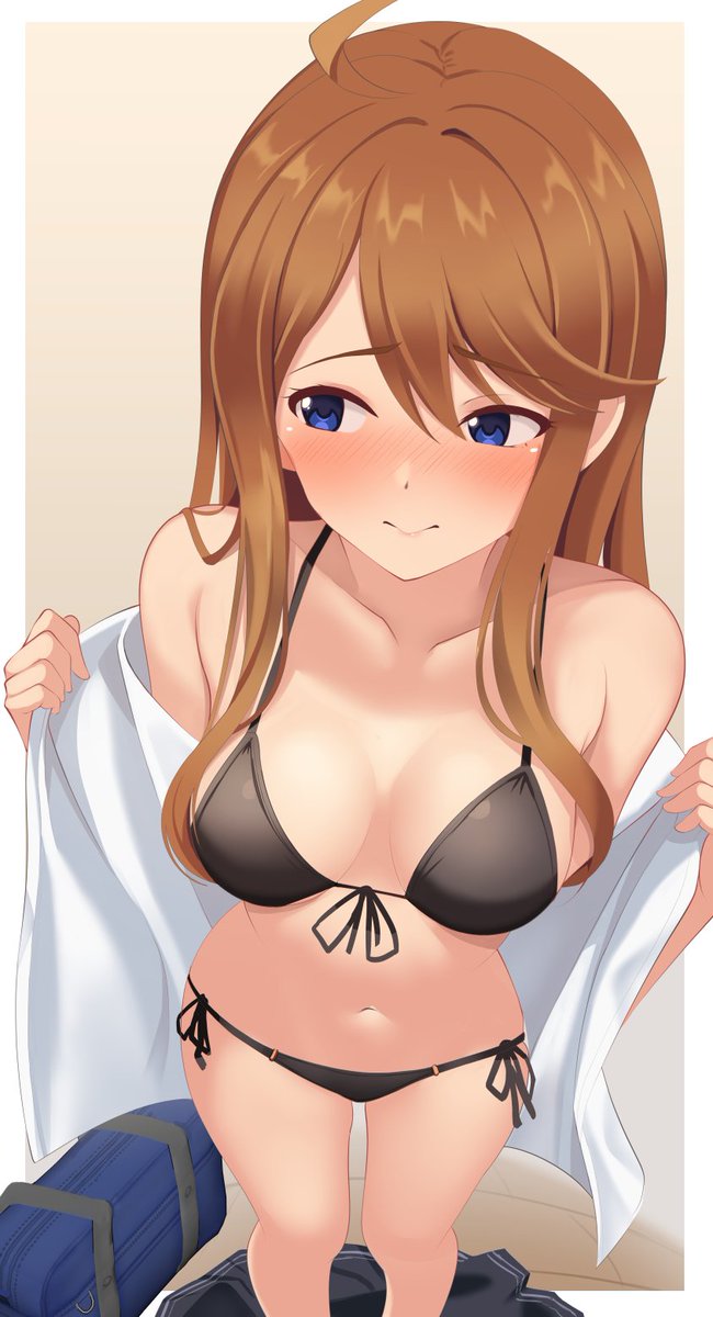 中に着てきてるmgm 