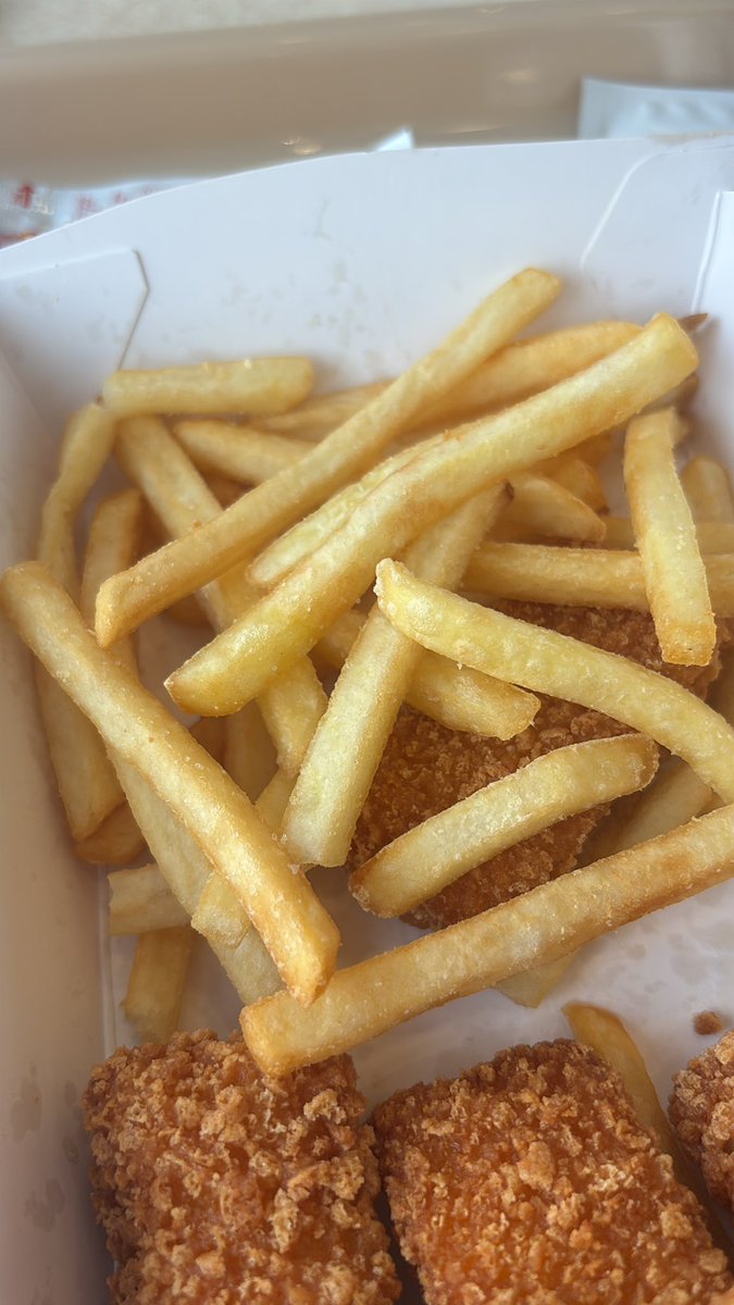 من قلب الحدث، بطاطس البيك <a href="/albaik/">®ALBAIK</a>  طيبة 
ولا يوجد شي يدعو للقلق.