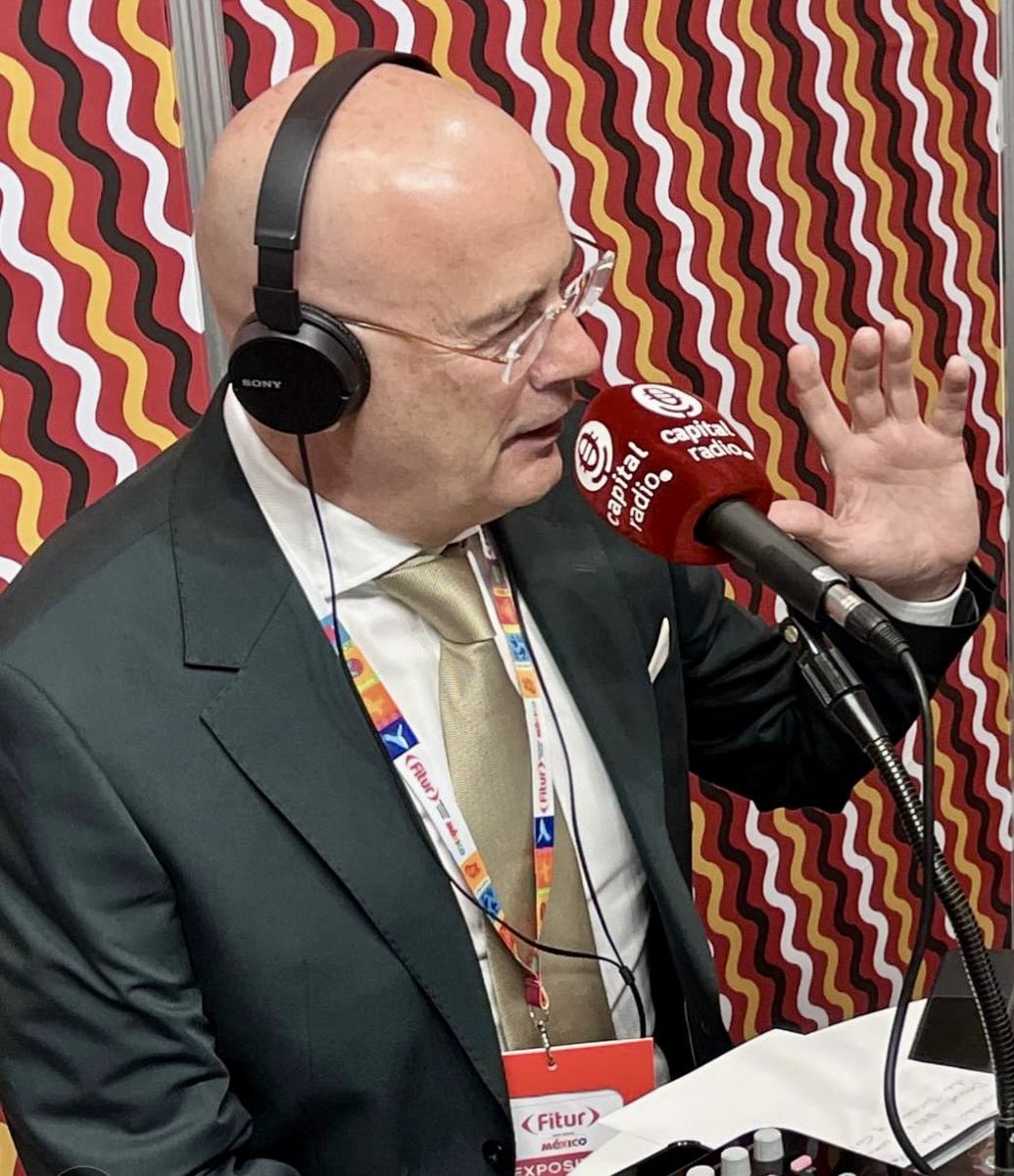 🎙️ FITUR 2026 | Tercera jornada profesional en La Diez Capital Radio

👉 go.ivoox.com/rf/167218961

#LaDiezCapitalRadio #FITUR2026 #Turismo #PeriodismoTurístico #Radio #FITUR #MiguelÁngelGonzálezSuárez #ActualidadTurística #RadioEnDirecto