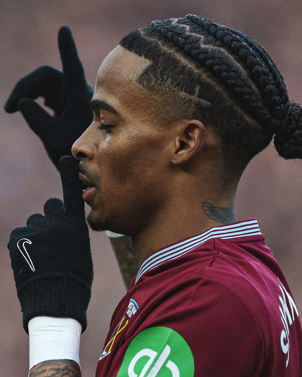 premierleague's tweet image. Crysencio Summerville gets @WestHam the lead against Sunderland 💥

He's scored in back-to-back Premier League matches 👏