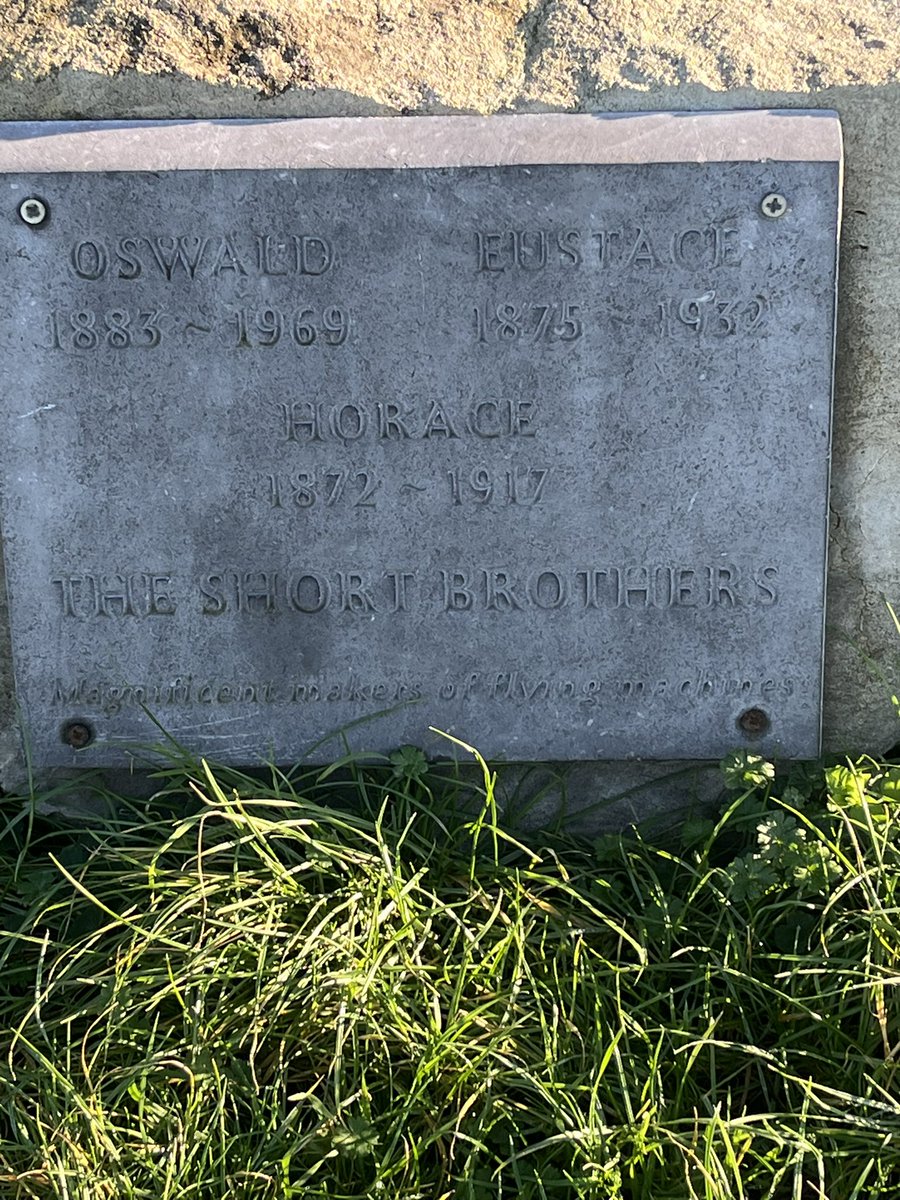 TerryPage1965's tweet photo. Parkrun on the Isle of Sheppey, popped along to Leysdown &amp; found this statue of the Short brothers! Aviation pioneers apparently! My picture is rubbish as there is three of them not two!! 🤣 #historee https://t.co/EKf1Bf1pTo