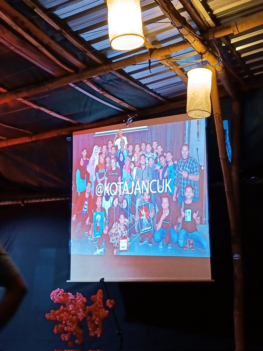 Kopdar Surabaya tweet media