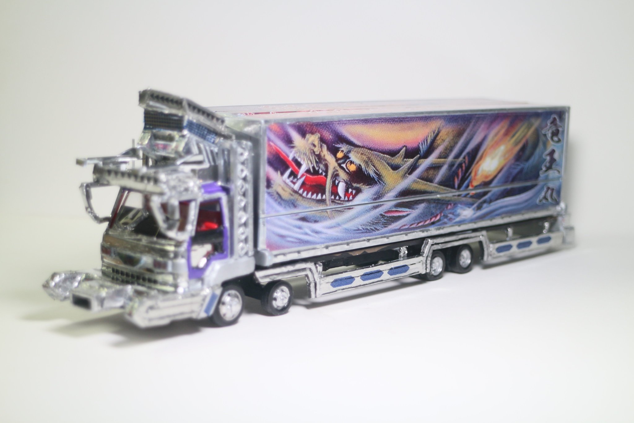 ISUZU デコトラ ミニカー 男の人生 竜王丸　昭和レトロ　0706 G_bfPxhaYAAD3Gi.jpg:large