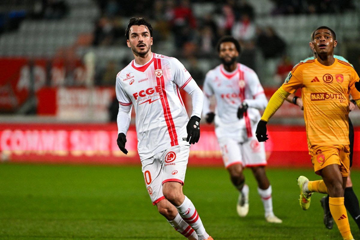 StatsPicot's tweet photo. 📊Ils ont marqué en entrant en cours de jeu pour @asnlofficiel en @Ligue2BKT cette saison : 

➡️Adrian Dabasse contre Rodez le 23 janvier 2026 (J20)

➡️@wavyevyy face à Annecy à Dijon le 23 septembre 2025 (J7)

#ASNLRAF #ASNL #Ligue2BKT
📷Séverine Kichenbrand https://t.co/NfJbcRKRm8