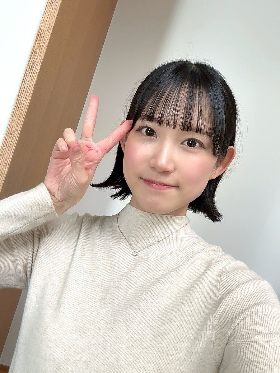 ru_ri0808's tweet image. #グリーンチャンネル 『中央競馬全レース中継』
明日、前半を務めさせていただきます✨
キャスターとしては初の3場開催、そしてG2が2つと盛りだくさんな1日です。
気を引き締めて努めてまいります！🐎
そして、皆さんの馬券が良いものでありますように…😌✨

写真は前回終わった直後に撮った写真📸