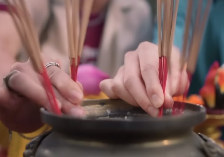 ongleerung's tweet image. ด้อมเซิร์ฟจาว่าในวันพรุ่งนี้ :

555555555555555555555555555
555555555555565555555555555

ตั้มโอ๋ทำบุญมาตั้ง 9วัด ช่วยอวยพรให้
เราเป็น1ใน100 ได้มั้ยยย 🙏🏻🕯️⛩️

#MuTeLuvLoveMeIfYouSwear #surfjava