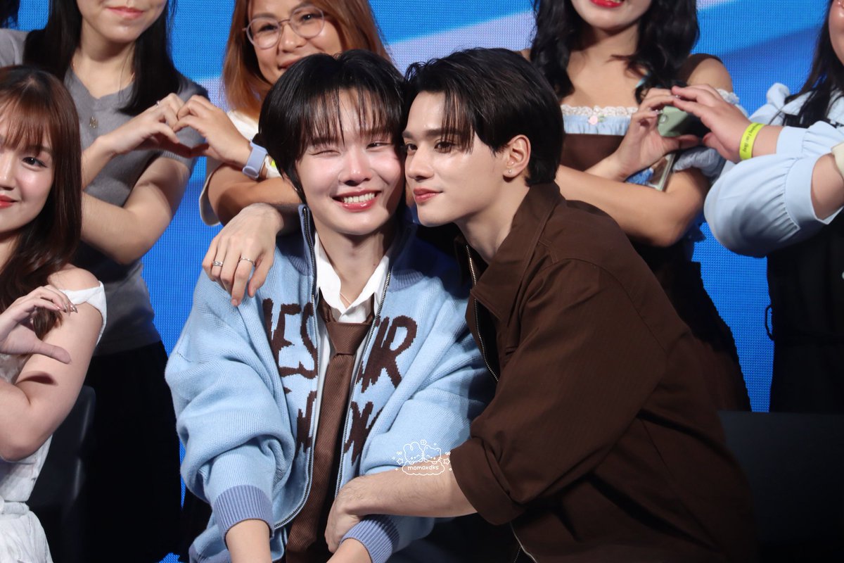 pingcious's tweet image. why are the fans photobombing

KNP ARNOTTS FANDAY
#ArnottsxKengNampingLuckyBite