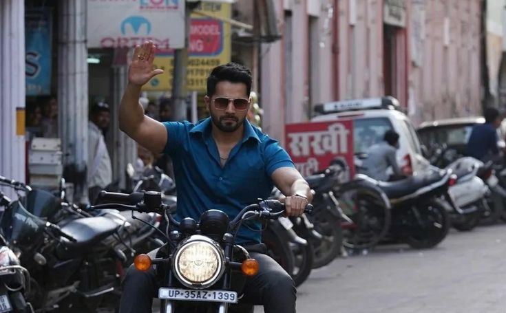 riticosmic's tweet photo. will never fall for the propaganda that varun is a bad actor yes badlapur and october are one of his best works but his other movies are equally good humpty, badri, bawaal, sui dhaaga, jjj,bhediya were equally good and his performance were impressive he did what the role required https://t.co/OGYBPH1I4e
