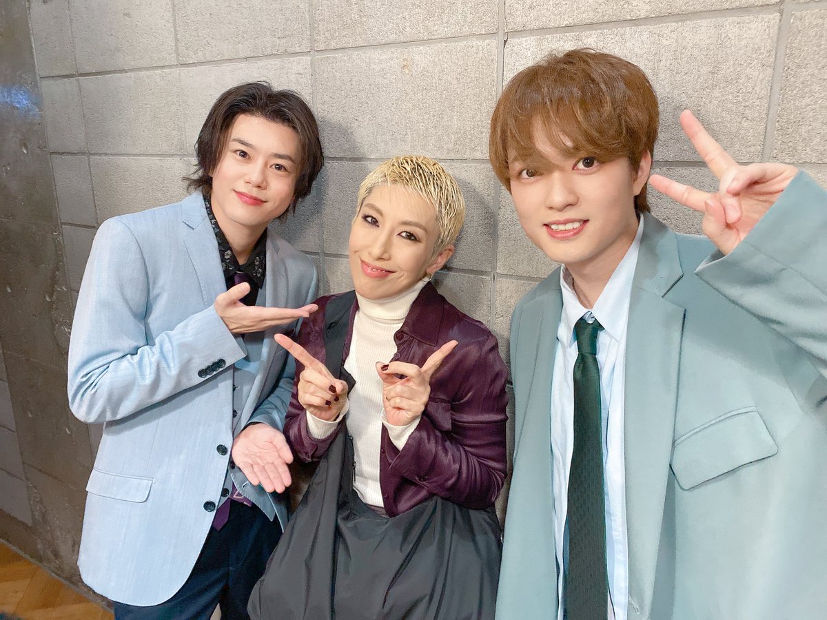 superheroalyssa's tweet photo. 「太陽と月VOL.4」お邪魔しました!

ロミオとアルフレドが歌っているのを客席から聴きたかったのです。
結論、最の高でしたw
お二人のロミアルを目に焼き付けた!
胸がねギュンギュンしましたw
大薮丘さん、
新里宏太さんお疲れ様でした👏
私の中でロミミュ完結。
感激した1日。

#太陽と月
#ロミミュ https://t.co/uo53rgtCiy