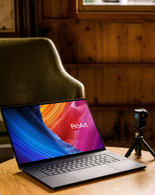 ASUS's tweet image. Editing anywhere? That’s just another day for creator-Jason Paul 🎥💻
With ProArt P16 + GoPro, ideas don’t wait for a studio — they happen on the spot.

So tell us 👇
Where would you open your laptop and hit edit?

#ProArtP16 #GoPro #ASUS #EditAnywhere