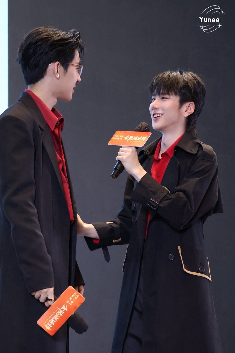 💗💐

AAS FS IN NANJING 
#AuAuSaveFSinNanjing
#AuauSave #อู่อู๋เซฟ
#auautnp #savewrg