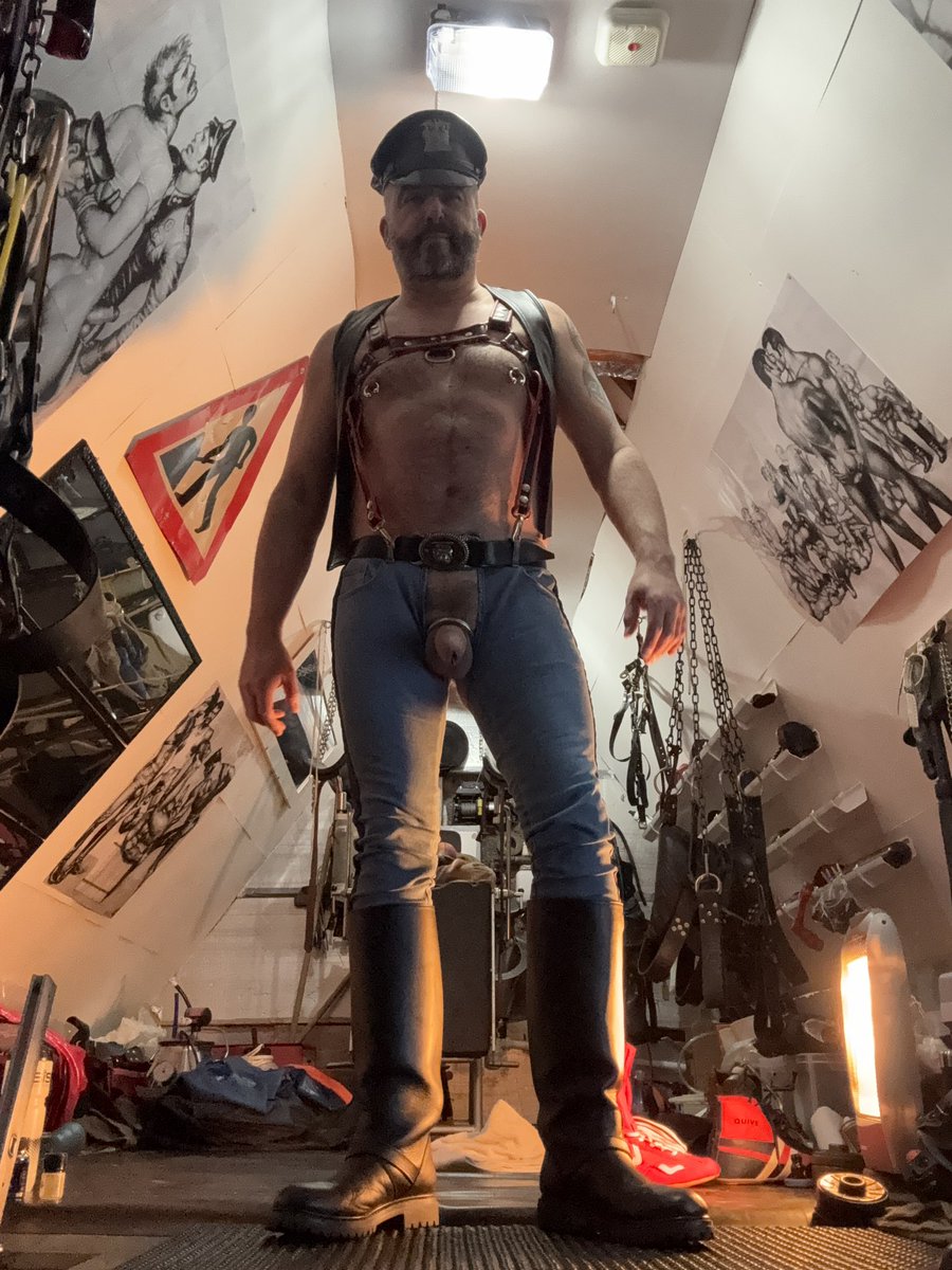 FFBBikerPig 🤜🏻⭕️🤛🏻 same profile on Bluesky tweet media