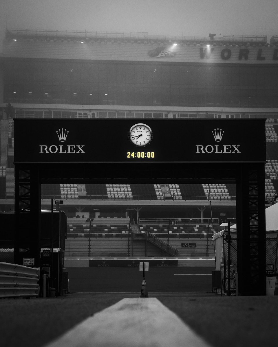 Rolex24Hours's tweet image. The clock is set. 

#Rolex24