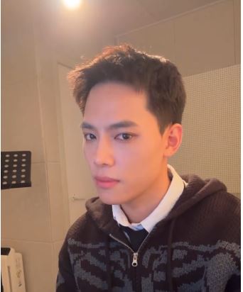 Translation of 🦊 Jоо An's live 2025.12.31 on YouTube (in the comments to the video). There is a lot of text, although I did not translate everything and shortened some.

youtube.com/watch?v=Hdz2cp… 

#TAN #Jooan #티에이엔 #주안