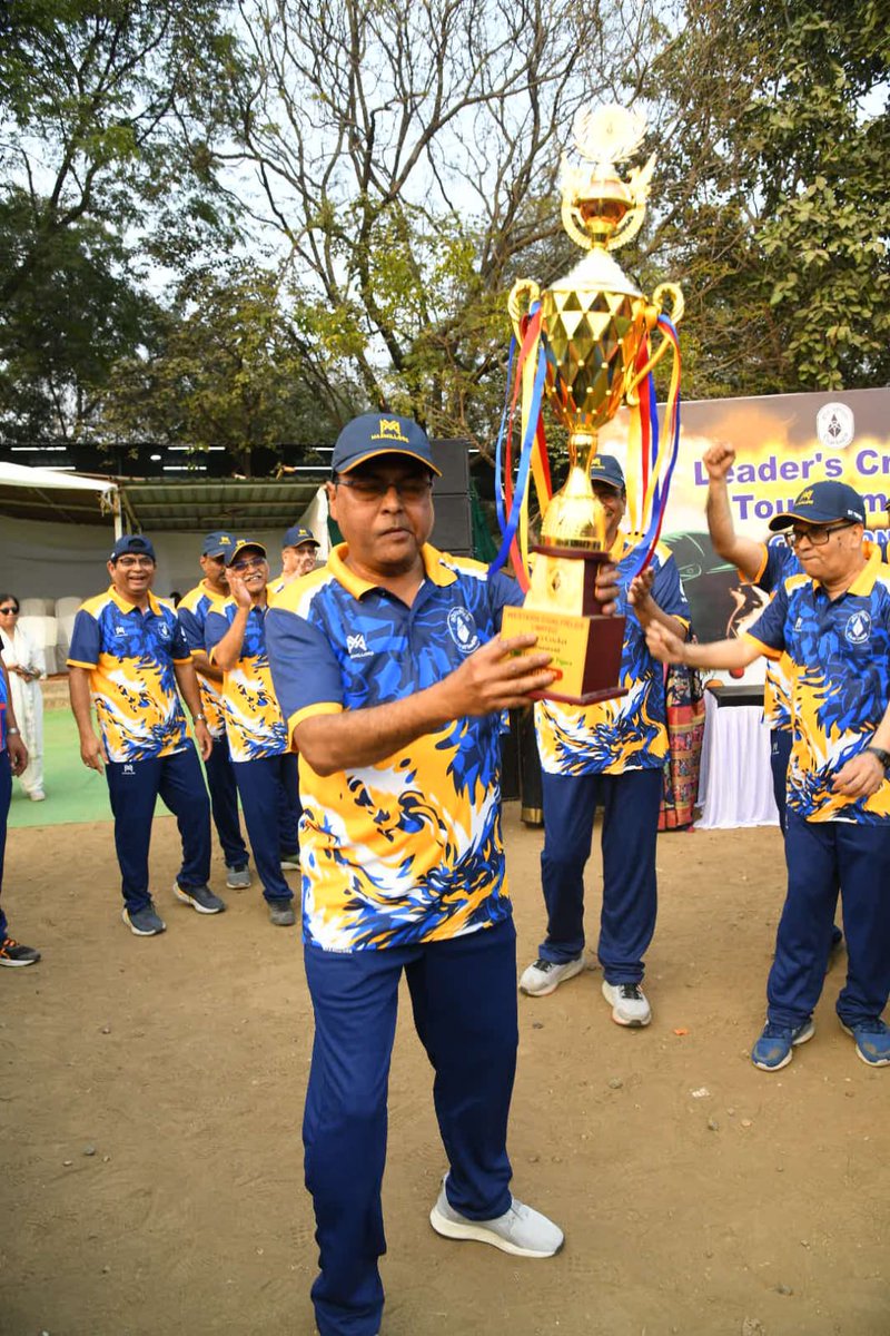 TeamWCL's tweet image. शानदार मुकाबले के बाद, टीम DF Tigers, एक रन के मार्जिन से विजयी रही! 
कौशल, खेल भावना और एकजुटता का प्रेरणादायक प्रदर्शन देखने को मिला।
दोनों टीमों को इस यादगार मुकाबले के लिए हार्दिक बधाई।
#WellPlayed #SpiritOfCricket #WCLFamily