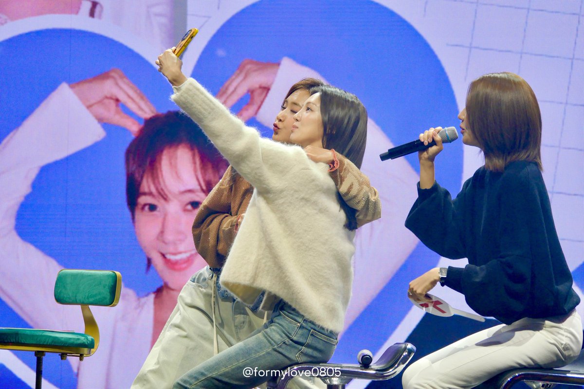 260124 유리 팬미팅🩷

#유리 #효연 #수영