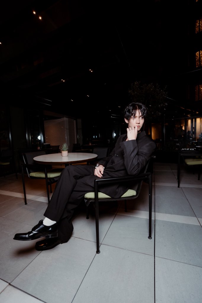 AMI in Paris, a little recap 🇫🇷❣️

📸 Loubet

(1/2)

#amiparis
#amifw26
#amiparisxBRIGHT
#bbrightvc
#Cloud9Ent