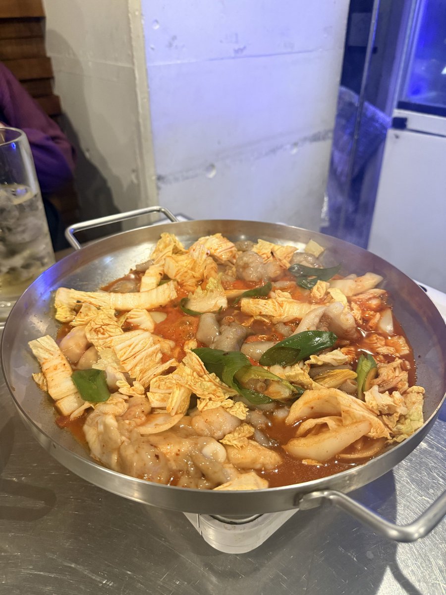 pekoxommm's tweet photo. タッカンマリでナップコセ食べてからのジャンカラ！！
女子会楽し♡♡ https://t.co/tU3R3P3wsB