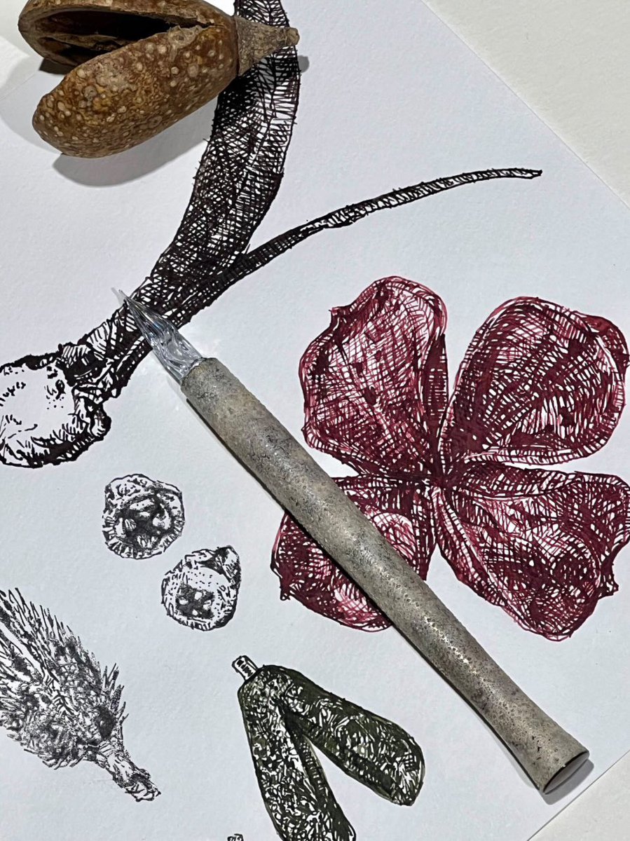 GlassToos's tweet image. "Draw" 田中MANのワークショップ
「ガラスペンで奇妙な植物を描こう」
【日時】
2月28日（土）10:15〜13:00
（開場は10:00 、おやつタイムあり）
【申込先】
Glass Studio TooSへメールしてください。
メールアドレス／　glass@toos.jp
件名を「田中MAN WS応募」としてください。…