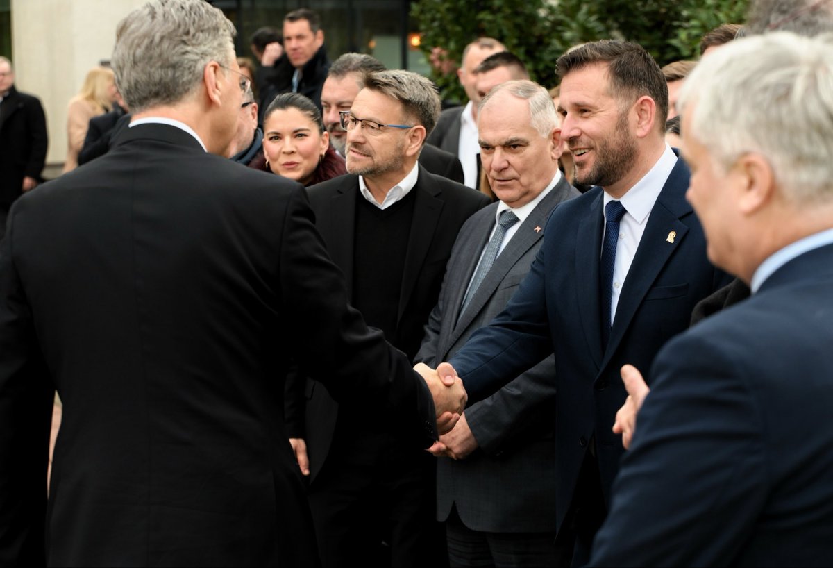 Andrej Plenković tweet media