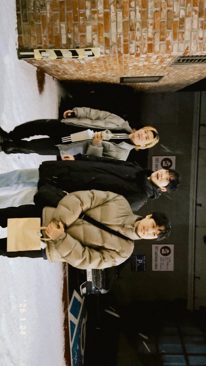 standingzone's tweet image. 📸 26.01.23 ♡