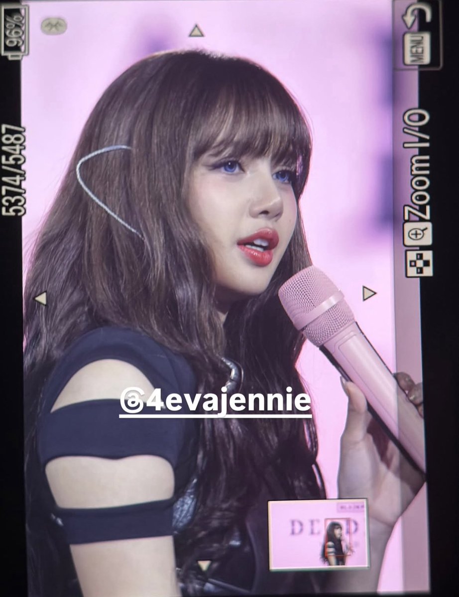human doll ✨

ctto

<a href="/wearelloud/">LLOUD</a> 

HONG KONG LOVES LALISA
#DEADLINEinHK_LISA
#BLACKPINK_DEADLINE