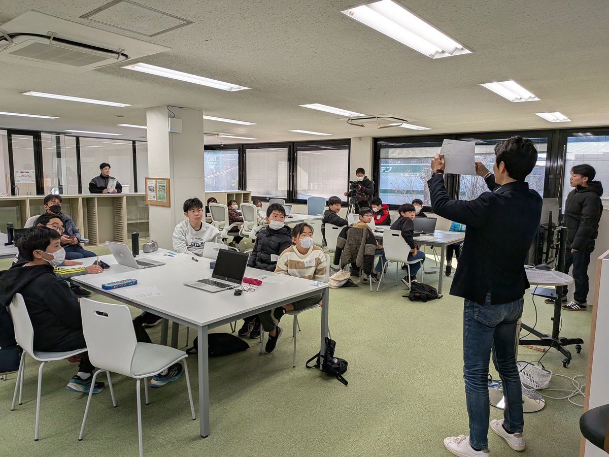 #ふじ未来部　#体験会開催
新しい部活動にたくさんの子たちが
参加してくれました😊
次回は３月２８日🍀✨
#部活動地域移行 
#クリエイター部 #宇宙科学部
#広報部 #KPOP部 #起業部