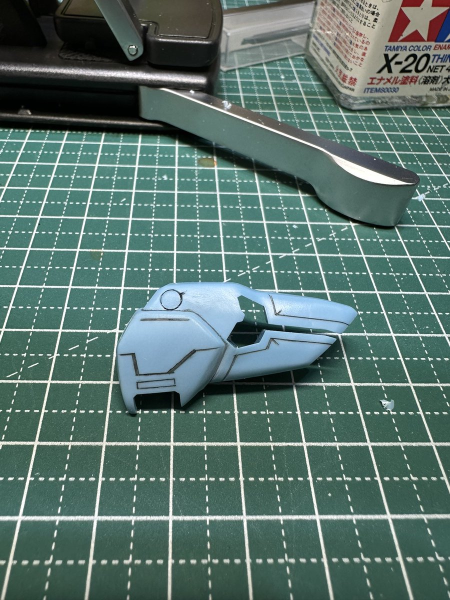 打草稿完實際的結果
圓形右邊那塊，因為圓太大了直接留白

很開心的完成1片
還有3片對稱的…..