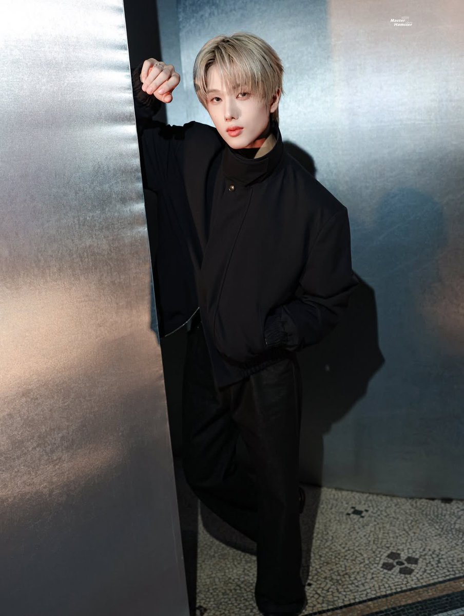 BABYJISUNG_TH's tweet image. 260124 GLORY MAGAZINE IG UPDATE

จีซองจากในอินสตาแกรมของ Glory Magazine ค่ะ❤️

ฝากทุกคนเข้าไปกดไลก์ กดแชร์ และคอมเมนต์ที่โพสต์นี้ในอินสตาแกรมกันเยอะ ๆ นะคะ✨

🔗 instagram.com/p/DT4LE0EEtWa/…

JISUNG AT SYSTEM FW26 #SYSTEMFW26xJISUNG