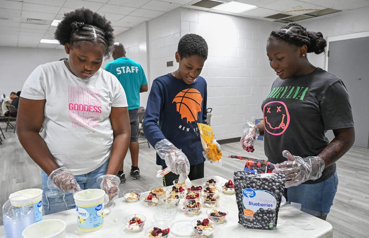 umesextension tweet media