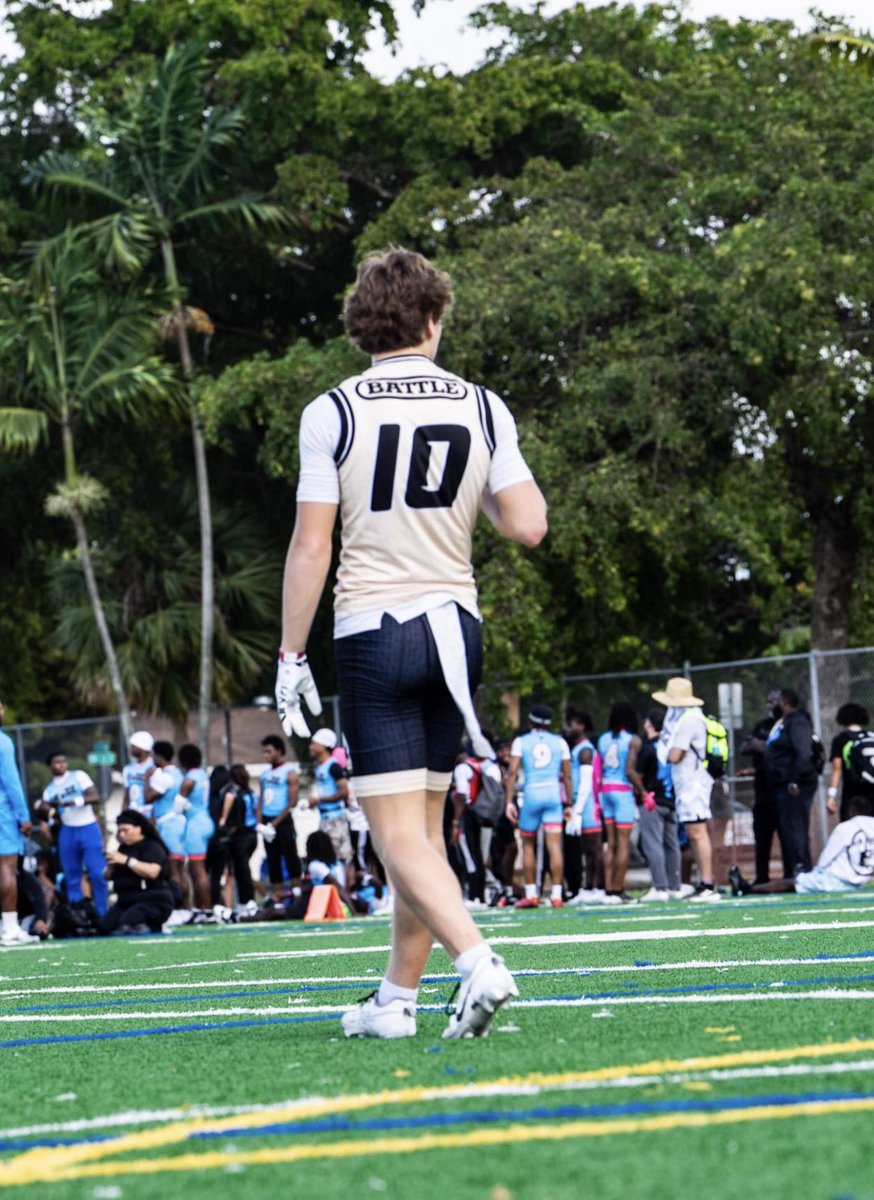 judelanier_2028's tweet photo. Thank you for the write up @sixstarfootball ‼️ getting to play on both sides of the ball @ battle, Miami was 🔥🔥🔥 @BuckFitz  @jaxon_rose8 @Hunter_DeNote @MCHFC_Brooks78 @BallHawkU @coachupton43 @Godsgift_Nate @MarcSutherland_ @adamgorney @shaynep_media @LippertScouting @NatlPlaymkrsAca @coachstarks25 @CharlesPower @Bryan_Ault @K7on7