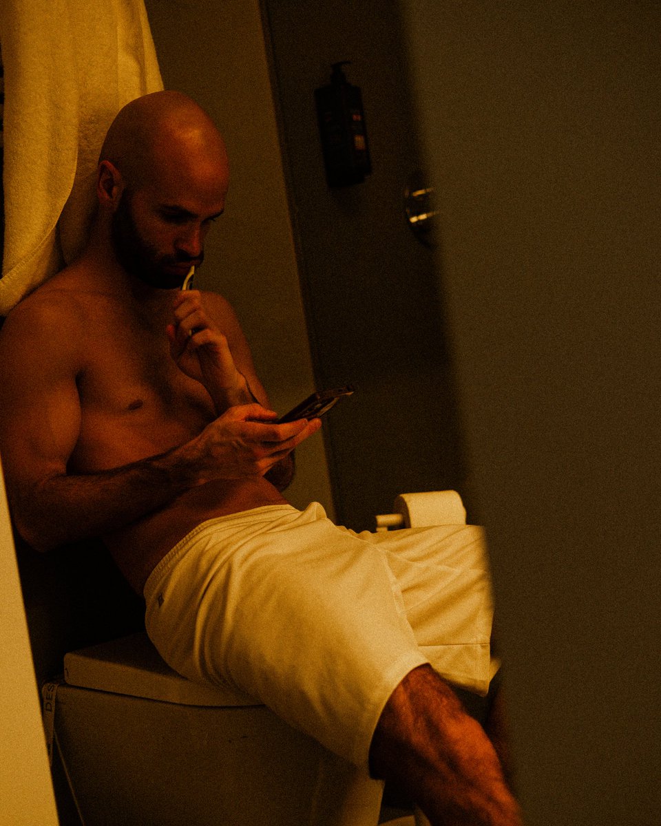 DV_photographer tweet media