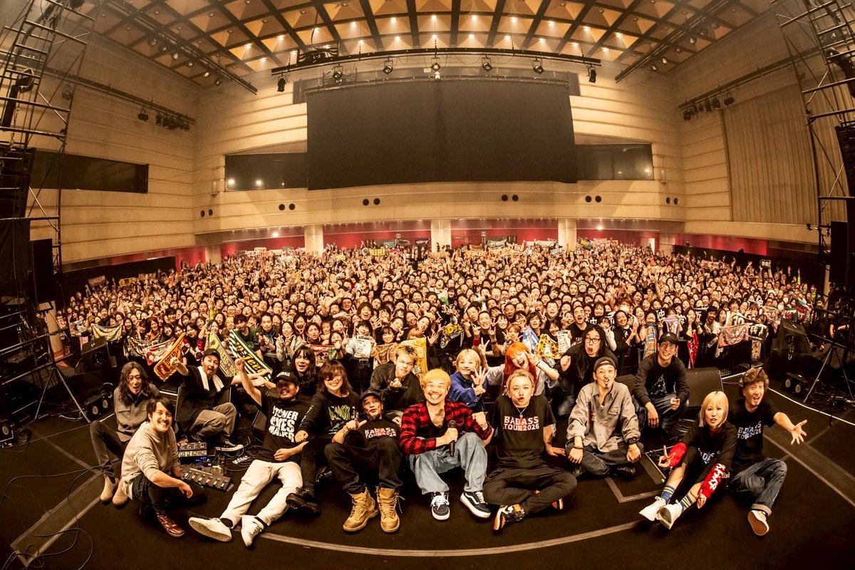 nubo_official's tweet image. 2026.1.24 BADASS TOUR 2026
DAY4 〜京都編〜 京都KBSホール

10-FEETの地元、京都で最高の仕上がり！

BADASS TOUR
次回は4/18沖縄で！

photo by @HayachiNne 

#BADASS 
#10FEET 
#GFREAKFACTORY 
#ヤバイTシャツ屋さん 
#カライドスコープ 
#NUBO